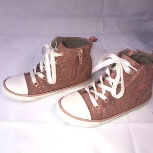 Old Navy High Top Sneakers 9 Toddler Girl